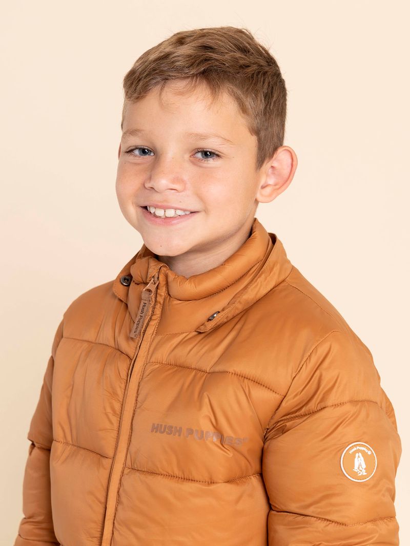 Casaca-Para-Niño-Algodon-Reciclado-Campo-Camel-Hush-Puppies-Kids