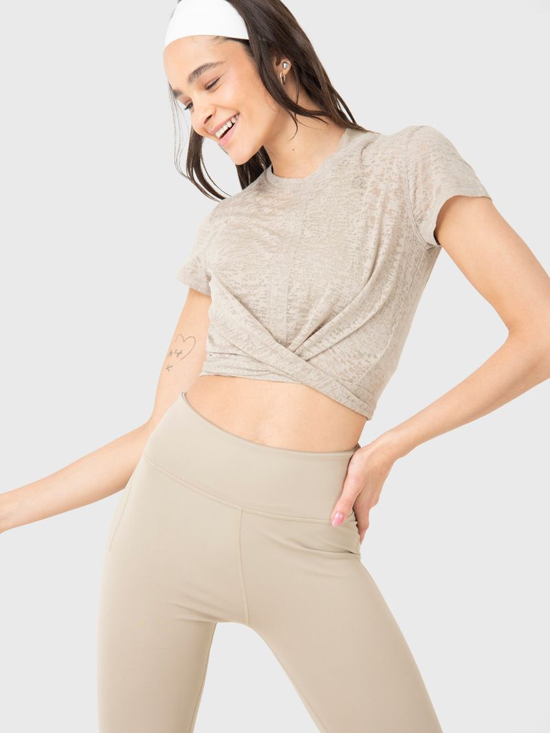 Polo-Manga-Corta-Para-Mujer-Luna-Beige-Bsoul