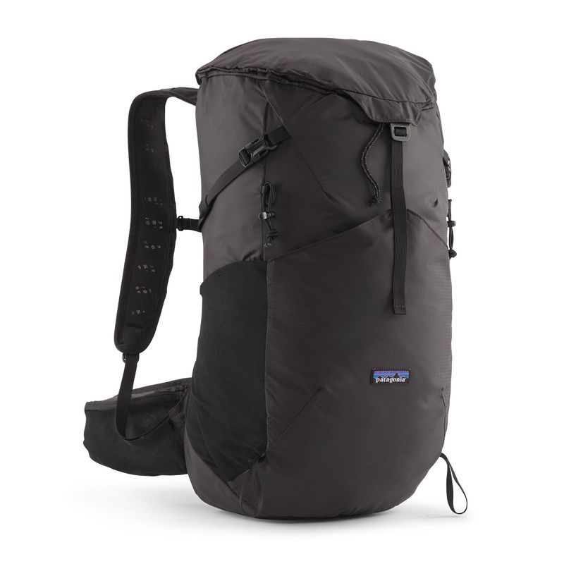 Mochila-Terravia-Pack-28L-Negra-Patagonia