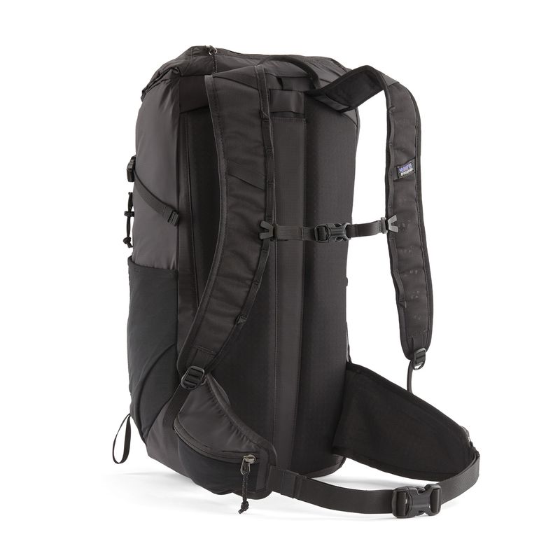 Mochila-Terravia-Pack-28L-Negra-Patagonia