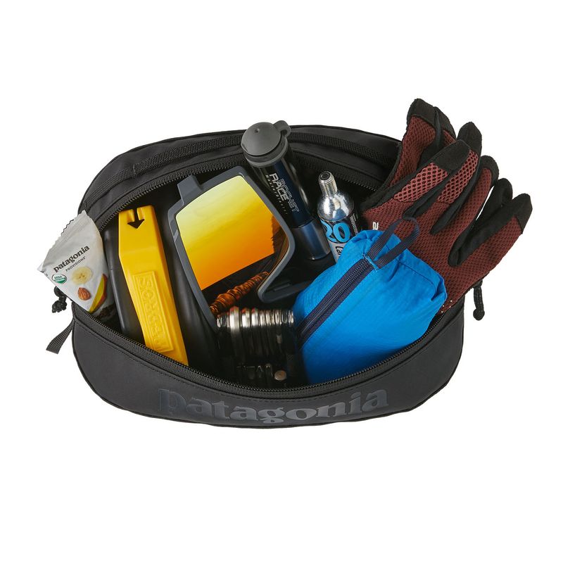 Neceser-Black-Hole-Cube---Small-Negro-Patagonia