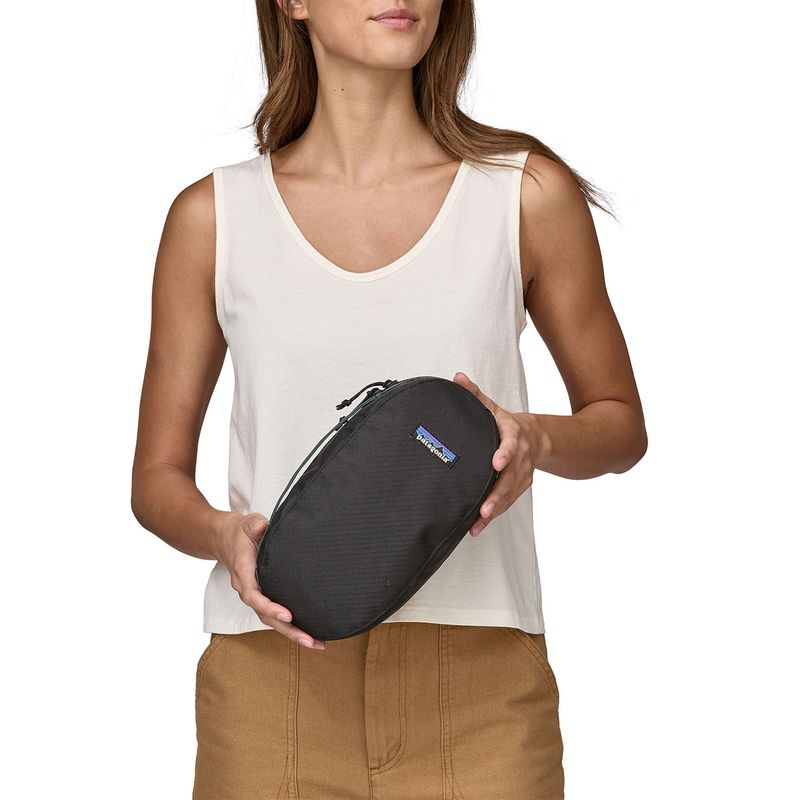 Neceser-Black-Hole-Cube---Small-Negro-Patagonia