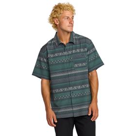 Camisa Para Hombre Manga Corta Surftrek Transit Azul Billabong